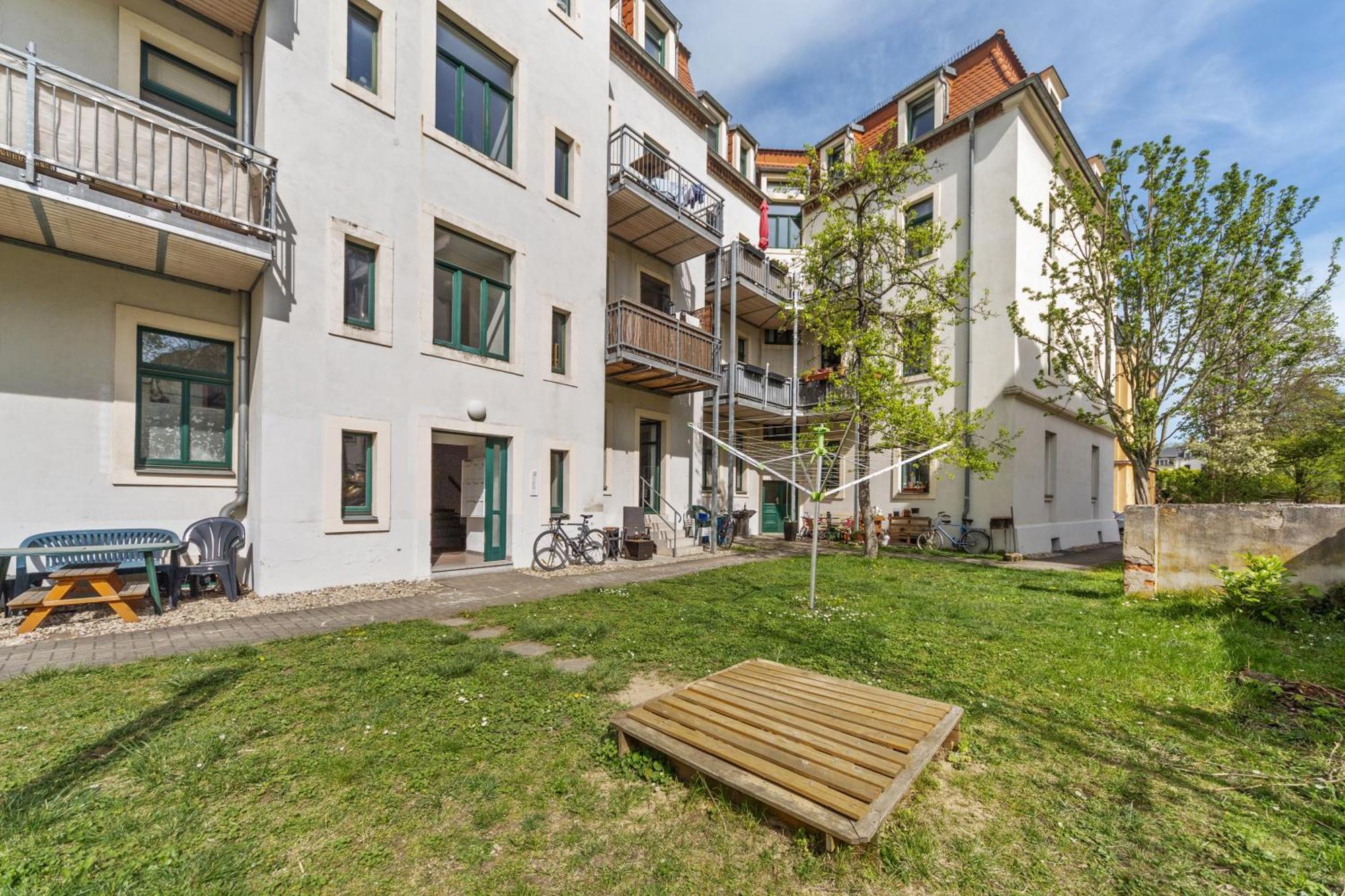 Apartment Dresdenstay Gemuetlich Und Modern Mit Kamin Und Ps4 Dresden